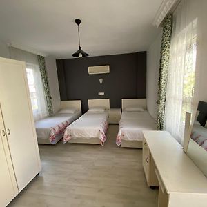 Basic Üç Kişilik Oda